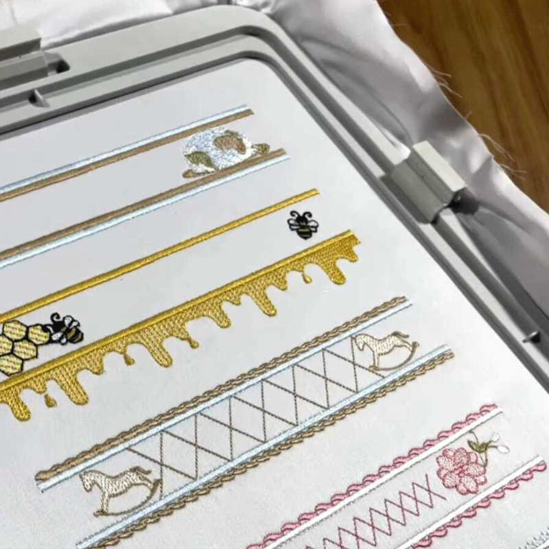 Motifs de broderie machine : Bordure Fleur