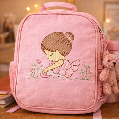 Motif de broderie machine : Ballerine avec Fleur