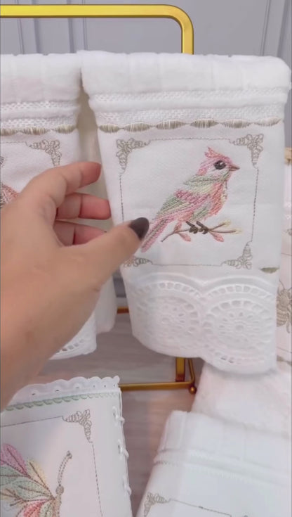 Vidéo motifs de broderie machine : Jardin Élégant